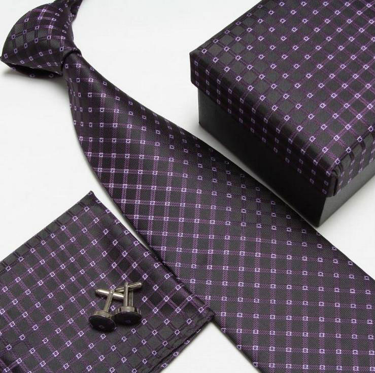 выбрать галстук мужчине в подарок